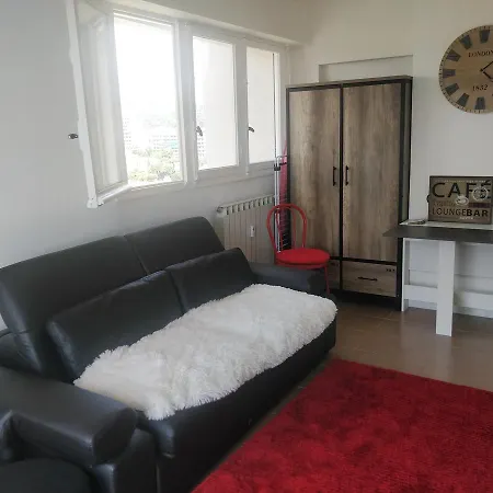 Great Studio Close To Beaches And Shops